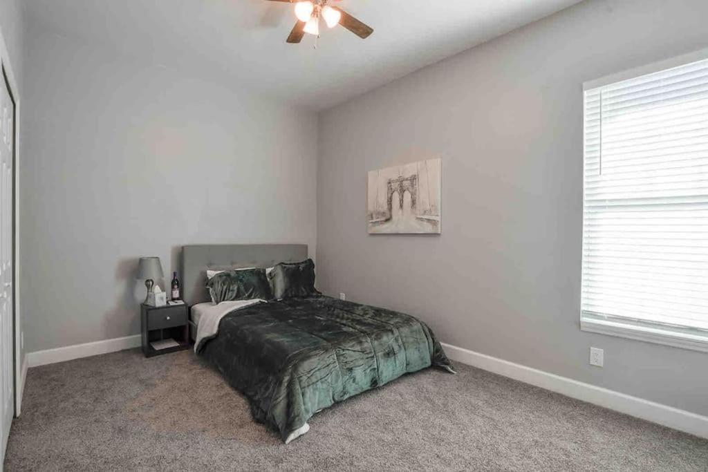 Entire House-Comfy/Close To Downtown/Ybor Tampa Zewnętrze zdjęcie
